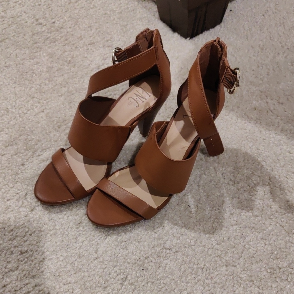 Inc Women's Tan Strappy Heel Sandals Y2K Minimalist Classic Cottagecore Trendy